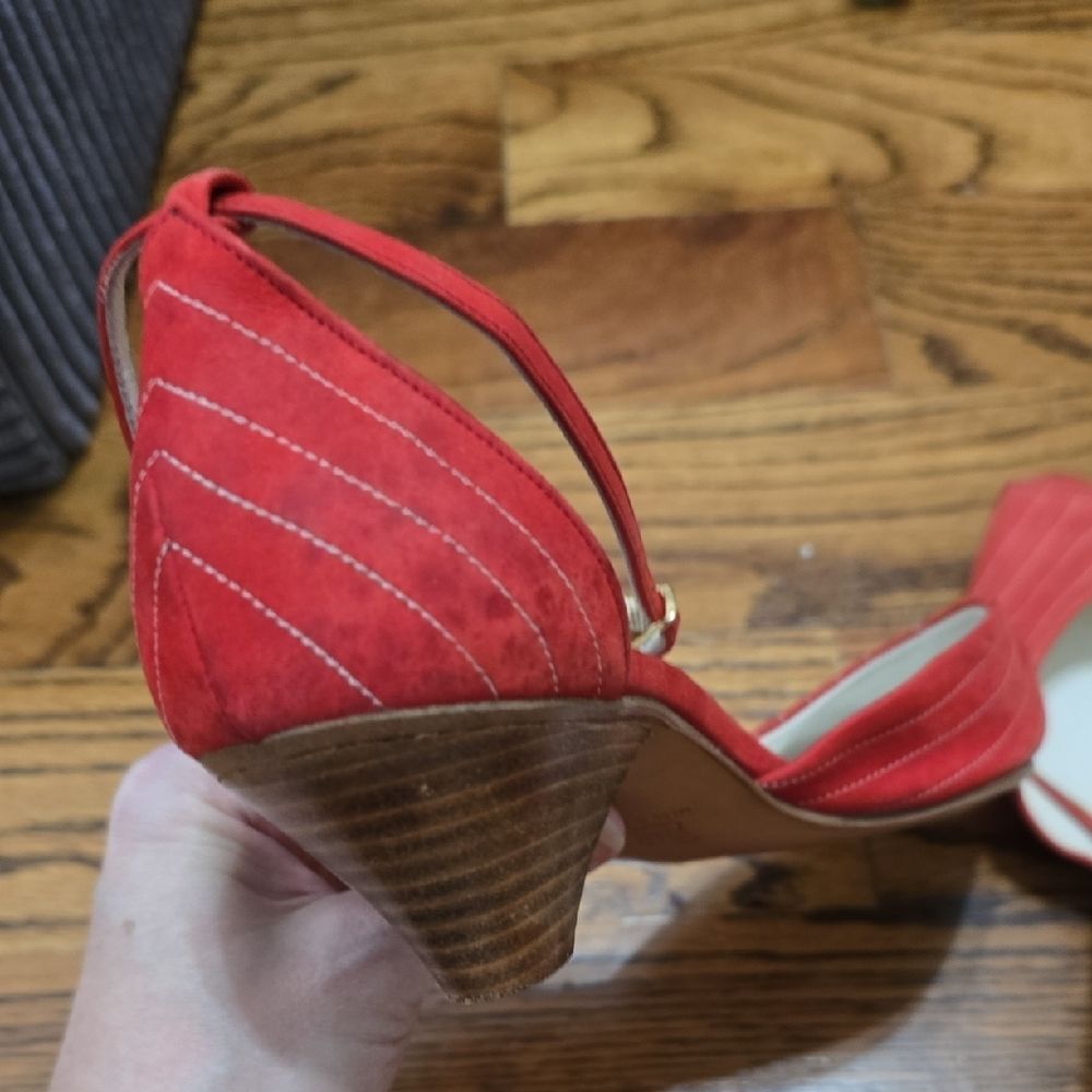 Dior Red Vintage-Style Heels - Picture 3 of 10